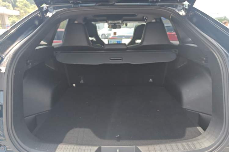 Used Haval H6S 2022 2.0T Two-Wheel Drive ZhiRun Version Trunk