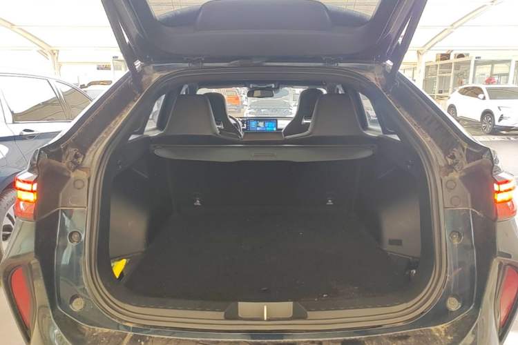Used Haval H6S 2022 1.5T DHT ZhiRun Edition Trunk