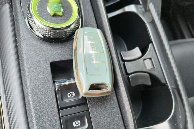 Used Haval H6S 2022 2.0T Two-Wheel Drive ZhiRun Version Vehicle Key