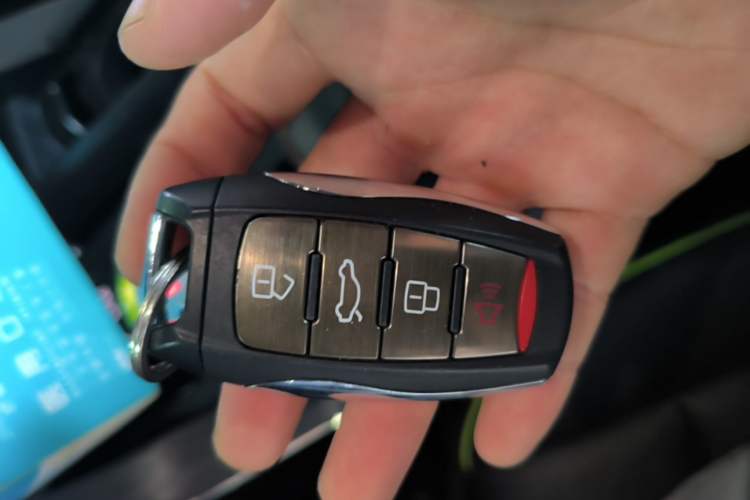 Used Haval H6S 2022 2.0T Two-Wheel Drive ZhiRun Version Vehicle Key