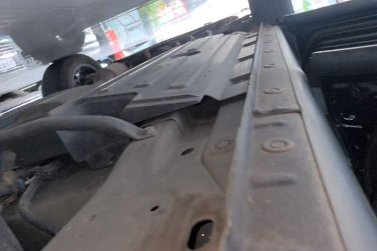Used Haval H6S 2022 2.0T Two-Wheel Drive ZhiRun Version Left Side Sill