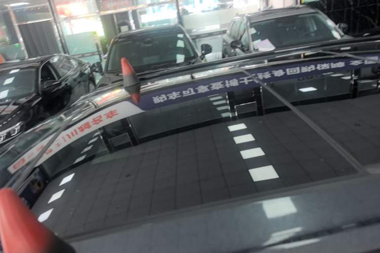 Used Haval H6S 2022 2.0T Two-Wheel Drive ZhiRun Version Roof