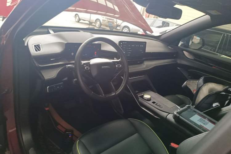 Used Haval H6S 2022 2.0T Two-Wheel Drive ZhiRun Version Center Console