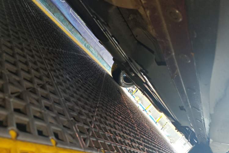 Used Haval H6S 2022 1.5T DHT ZhiRun Edition Chassis Front Left