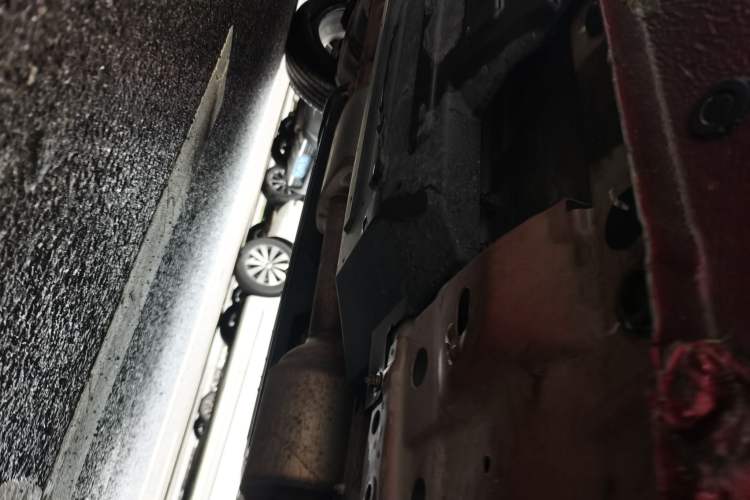 Used Haval H6S 2022 2.0T Two-Wheel Drive ZhiRun Version Chassis Front Right