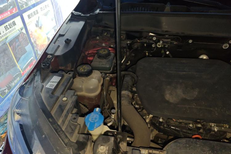 Used Haval H6S 2022 1.5T DHT ZhiRun Edition Engine Bay Right