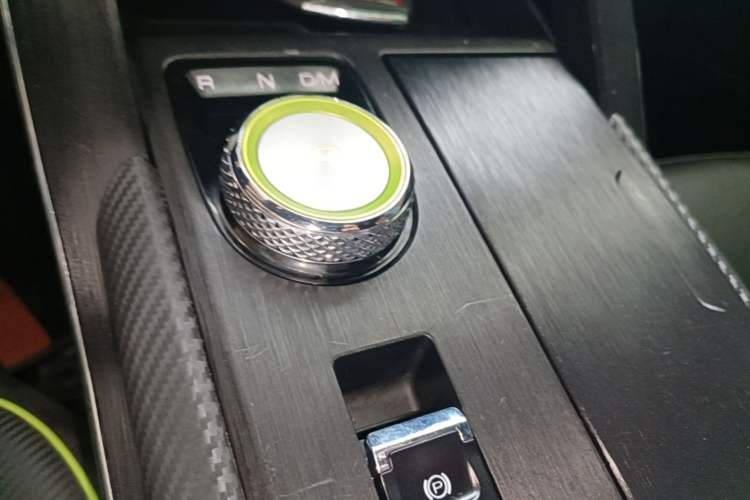 Used Haval H6S 2022 2.0T Two-Wheel Drive ZhiRun Version Gear Lever