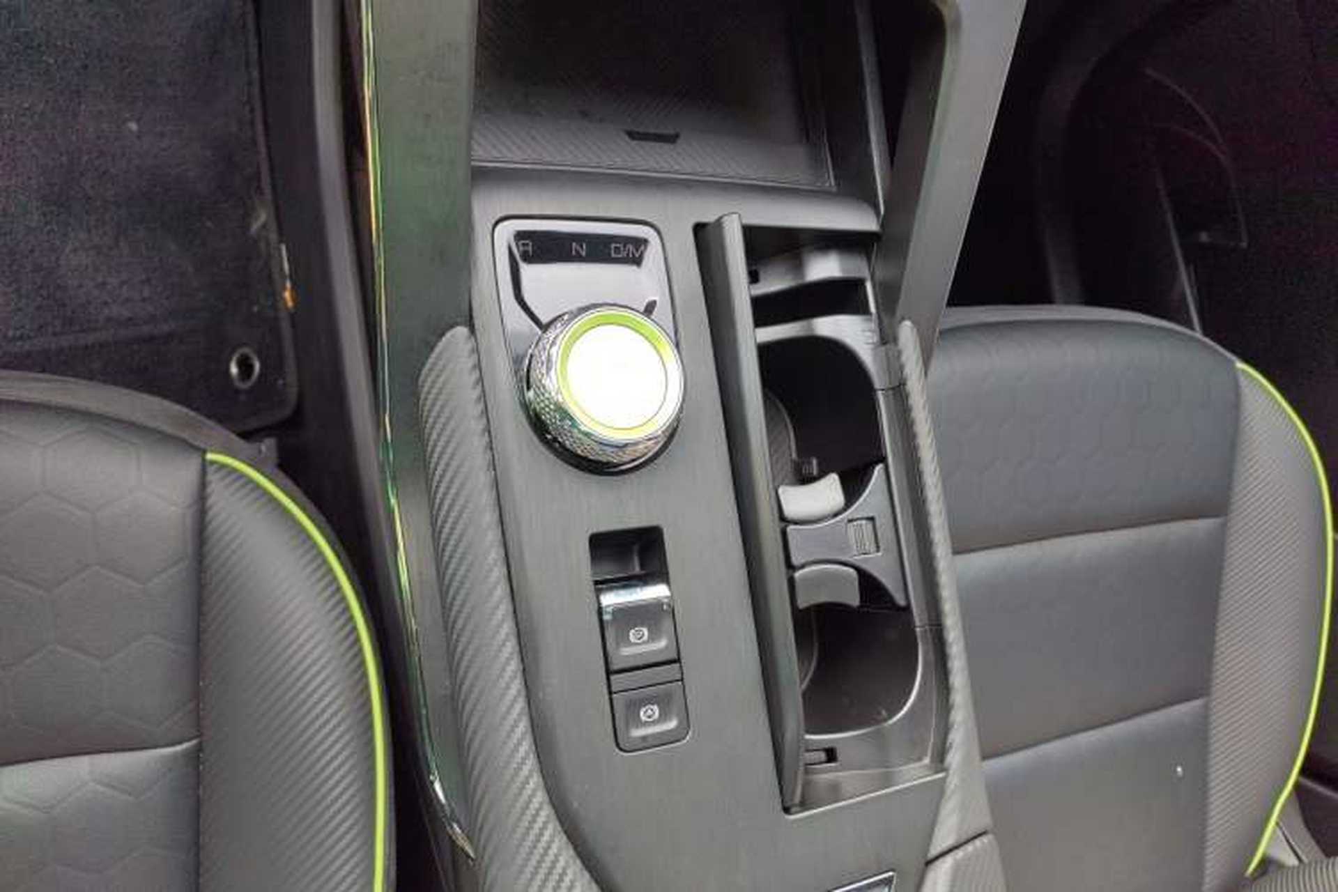 Used Haval H6S 2022 2.0T Two-Wheel Drive JoyRun Version Gear Lever