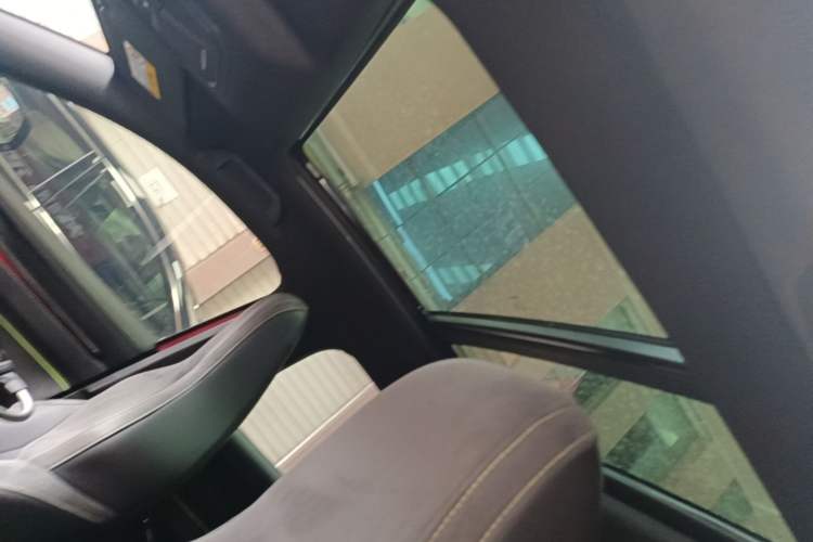 Used Haval H6S 2022 2.0T Two-Wheel Drive ZhiRun Version Headliner