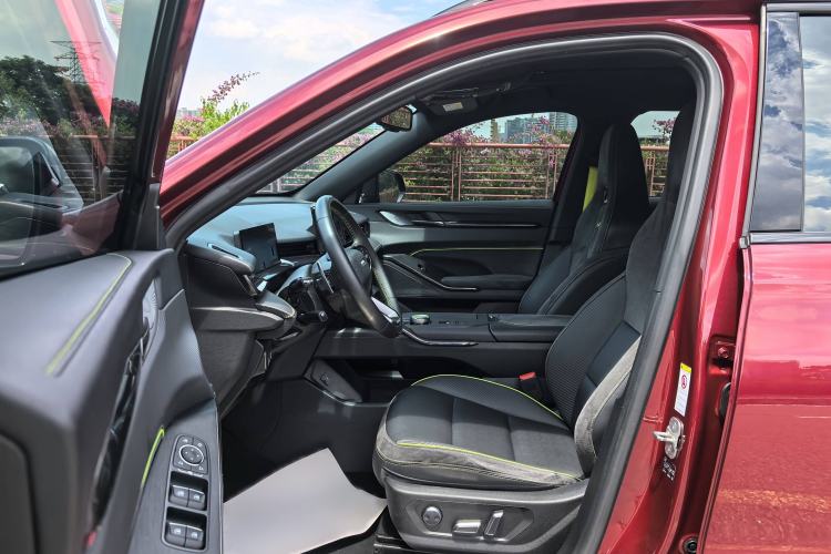 Used Haval H6S 2022 2.0T All-Wheel-Drive Trendy Sports Edition Interior 2