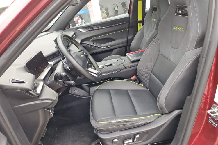Used Haval H6S 2022 2.0T All-Wheel-Drive Trendy Sports Edition Left Front Seat