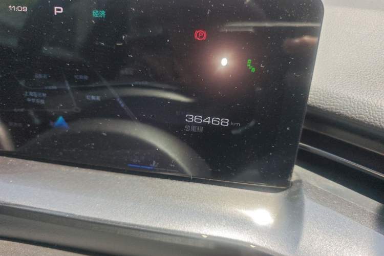 Used Haval H6S 2022 2.0T Two-Wheel Drive ZhiRun Version Odometer Close Up