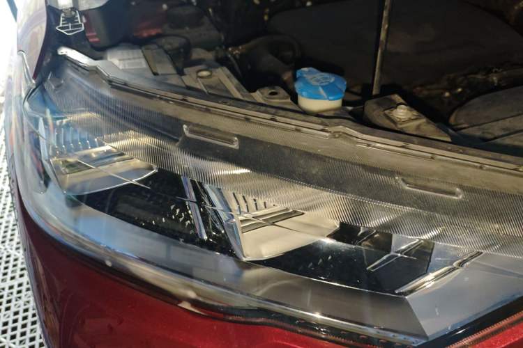 Used Haval H6S 2022 1.5T DHT ZhiRun Edition Right Front Headlight