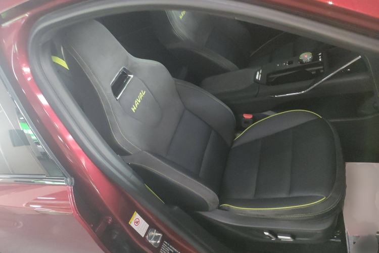 Used Haval H6S 2022 2.0T All-Wheel-Drive Trendy Sports Edition Right Front Seat