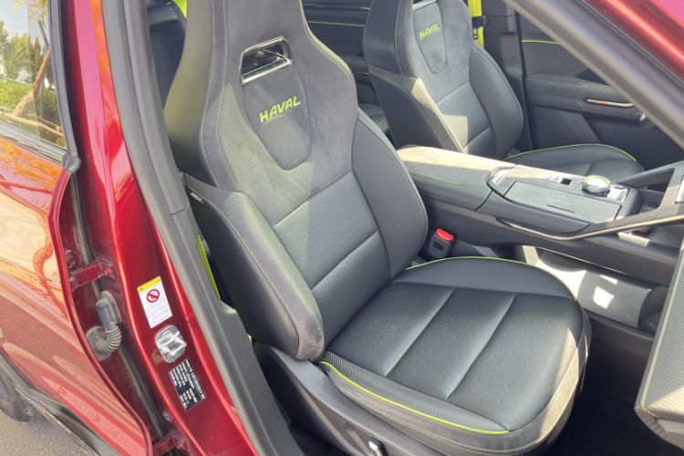 Used Haval H6S 2022 2.0T All-Wheel-Drive Trendy Sports Edition Right Front Seat