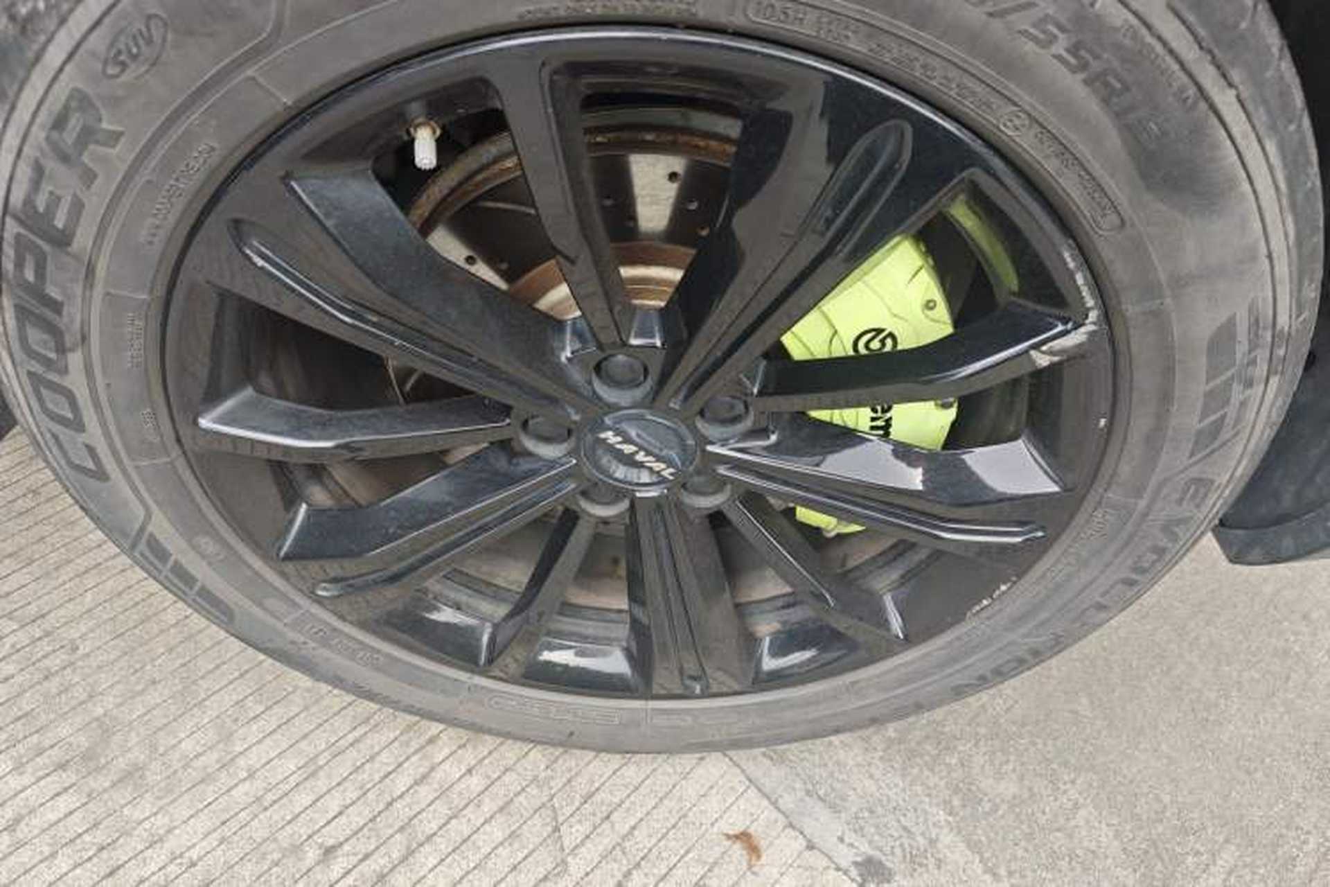 Used Haval H6S 2022 2.0T All-Wheel-Drive Trendy Sports Edition Right Front Wheel Hub