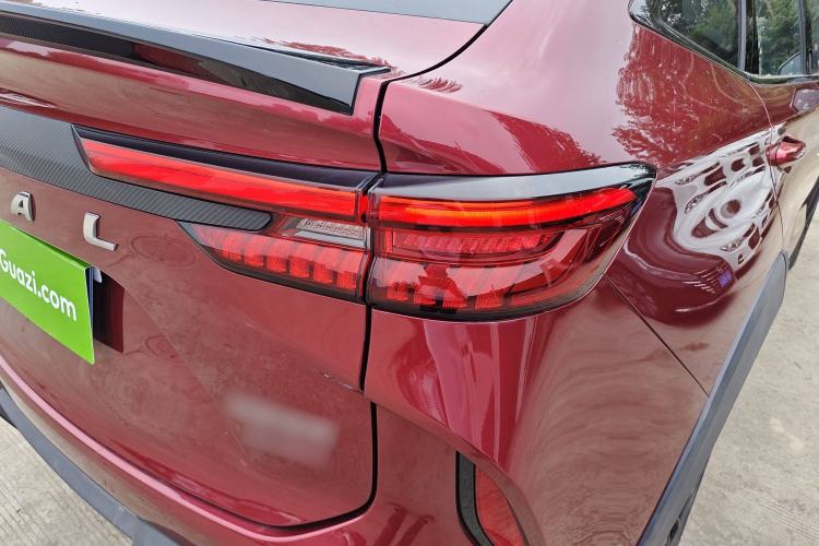 Used Haval H6S 2022 2.0T All-Wheel-Drive Trendy Sports Edition Right Rear Taillight