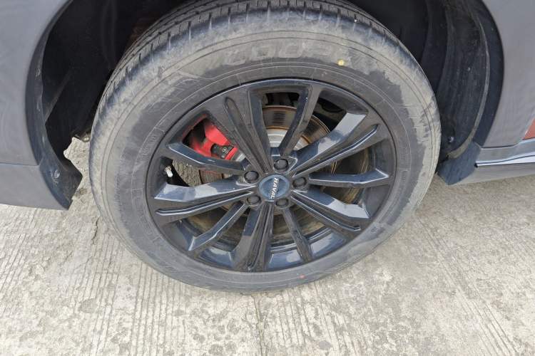 Used Haval H6S 2022 2.0T All-Wheel-Drive Trendy Sports Edition Right Rear Wheel Hub