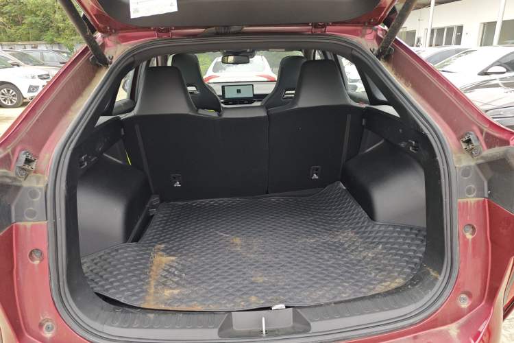 Used Haval H6S 2022 2.0T All-Wheel-Drive Trendy Sports Edition Trunk