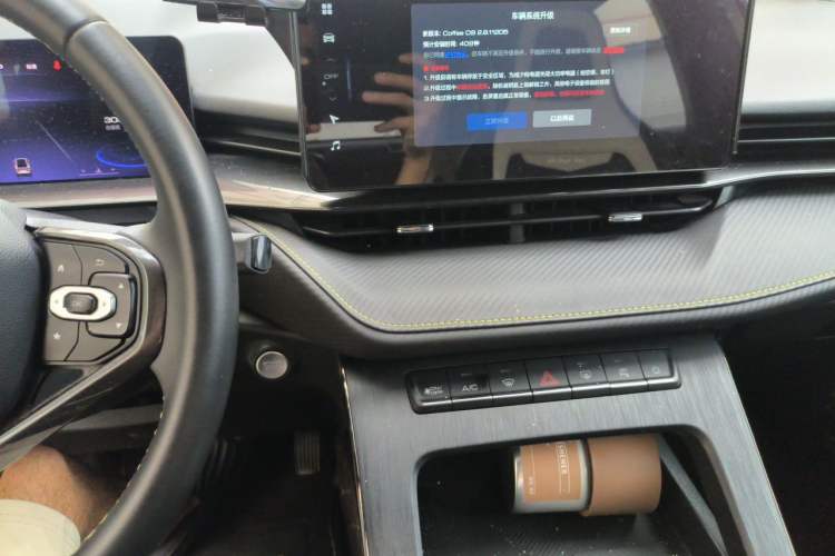 Used Haval H6S 2022 2.0T Two-Wheel Drive ZhiRun Version Audio And AC Panel