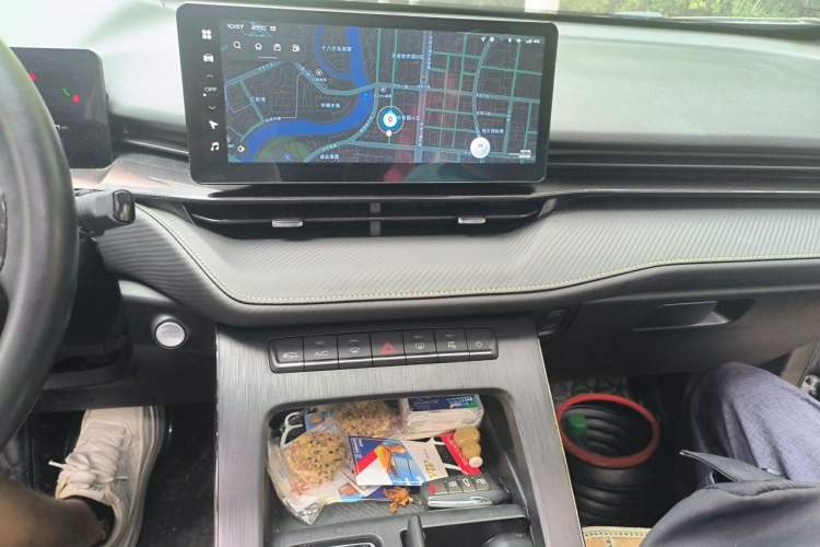 Used Haval H6S 2022 2.0T Two-Wheel Drive ZhiRun Version Audio And AC Panel