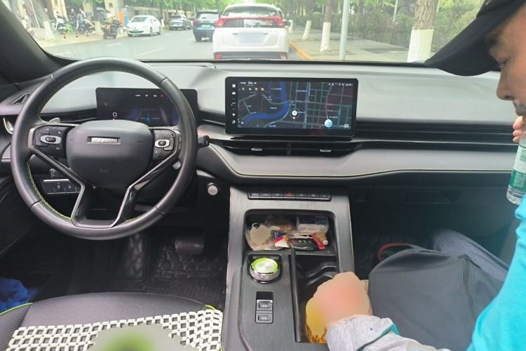 Used Haval H6S 2022 2.0T Two-Wheel Drive ZhiRun Version Center Console