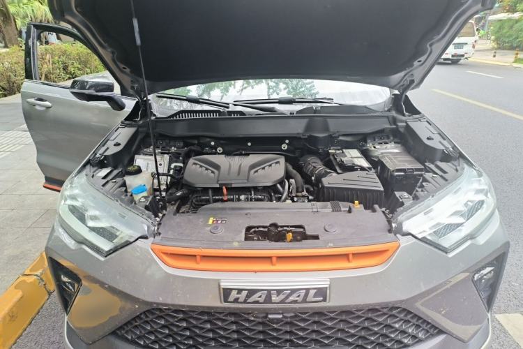 Used Haval H6S 2022 2.0T Two-Wheel Drive ZhiRun Version Engine Bay