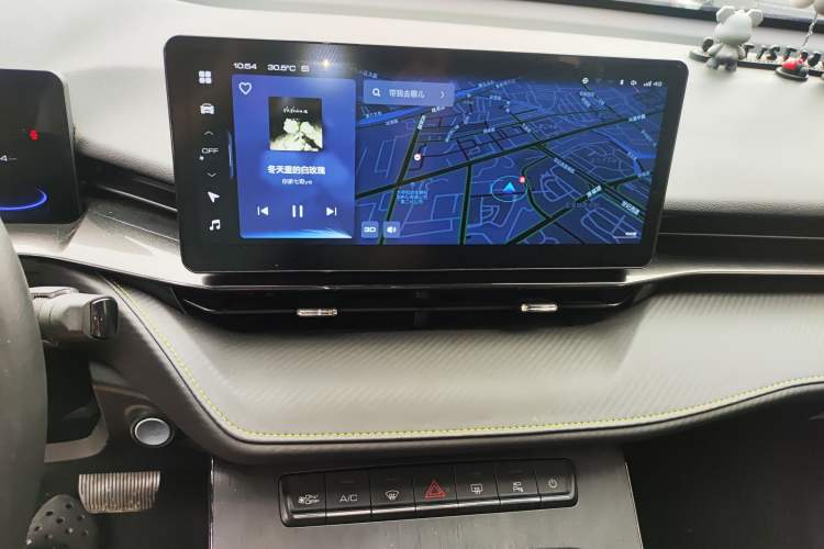 Used Haval H6S 2022 2.0T Two-Wheel Drive JoyRun Version Audio And AC Panel
