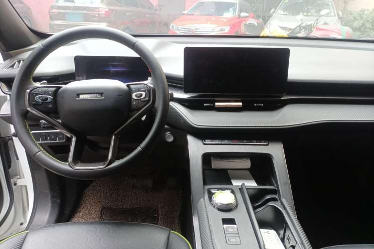 Used Haval H6S 2022 2.0T Two-Wheel Drive JoyRun Version Center Console