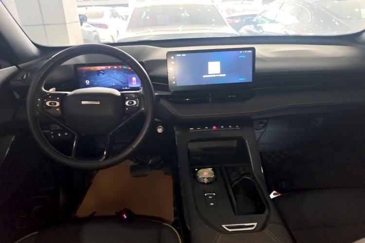 Used Haval H6S 2022 2.0T Two-Wheel Drive JoyRun Version Center Console