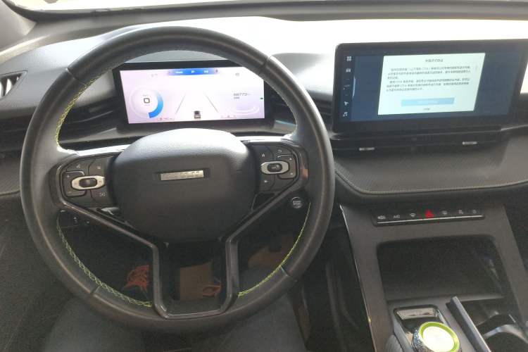 Used Haval H6S 2022 1.5T DHT Joyride Edition Center Console