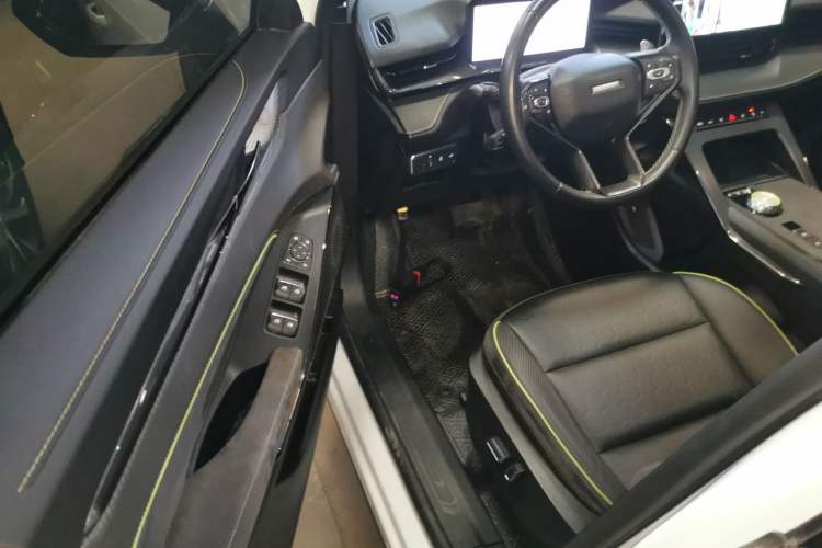 Used Haval H6S 2022 2.0T Two-Wheel Drive JoyRun Version Driver Seat