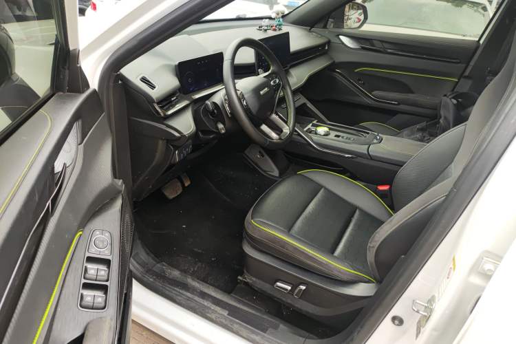 Used Haval H6S 2022 2.0T Two-Wheel Drive JoyRun Version Driver Seat