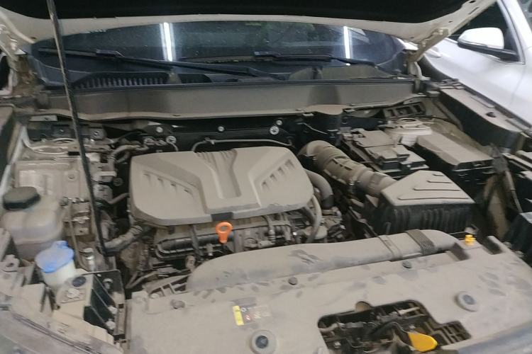 Used Haval H6S 2022 2.0T Two-Wheel Drive ZhiRun Version Engine Bay