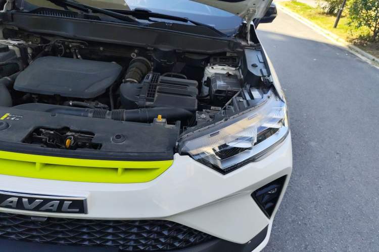Used Haval H6S 2022 1.5T DHT ZhiRun Edition Engine Bay Left