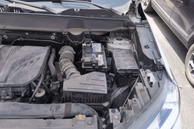 Used Haval H6S 2022 2.0T Two-Wheel Drive ZhiRun Version Engine Bay Left