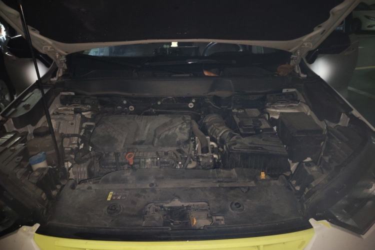 Used Haval H6S 2022 2.0T Two-Wheel Drive ZhiRun Version Engine Bay