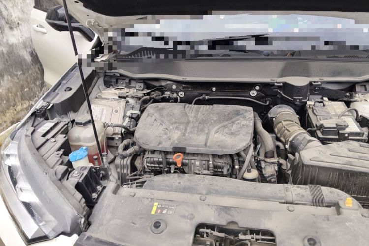 Used Haval H6S 2022 2.0T Two-Wheel Drive ZhiRun Version Engine Bay Right