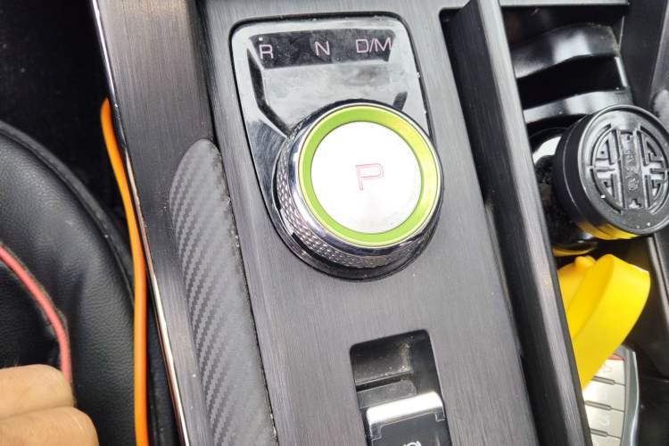 Used Haval H6S 2022 2.0T Two-Wheel Drive ZhiRun Version Gear Lever