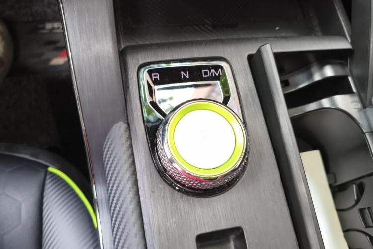 Used Haval H6S 2022 2.0T Two-Wheel Drive ZhiRun Version Gear Lever