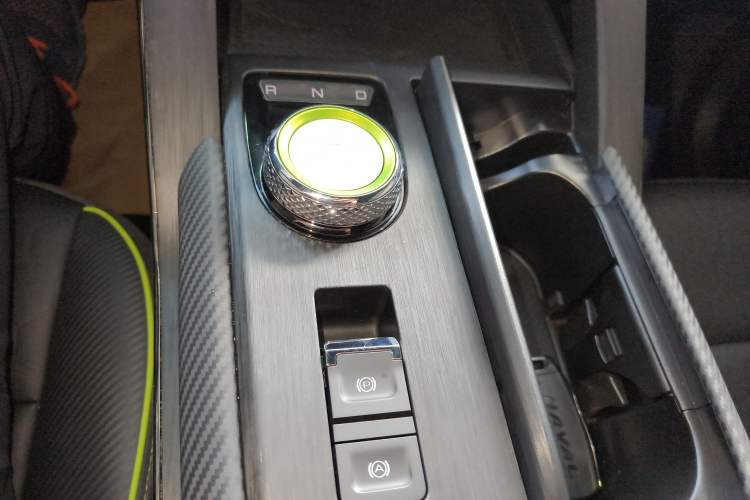 Used Haval H6S 2022 1.5T DHT Joyride Edition Gear Lever