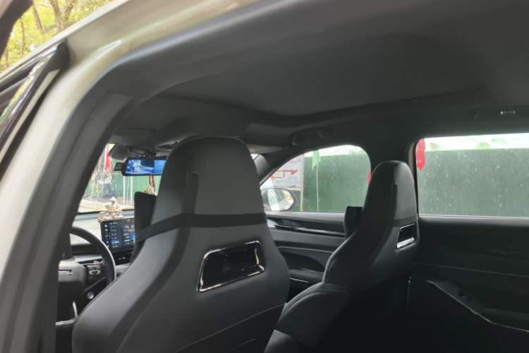 Used Haval H6S 2022 2.0T Two-Wheel Drive ZhiRun Version Headliner