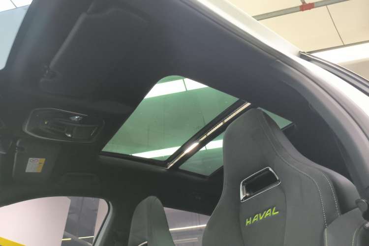 Used Haval H6S 2022 2.0T Two-Wheel Drive ZhiRun Version Headliner