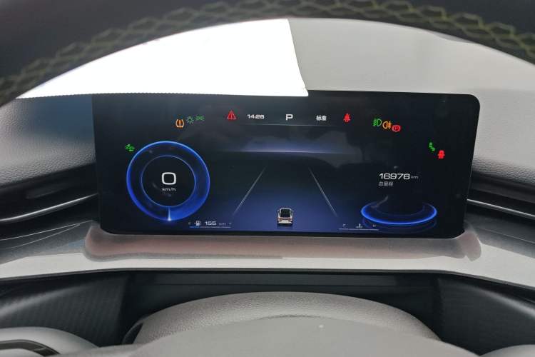 Used Haval H6S 2022 2.0T Two-Wheel Drive ZhiRun Version Instrument Cluster