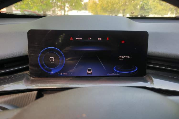 Used Haval H6S 2022 2.0T Two-Wheel Drive JoyRun Version Instrument Cluster
