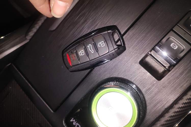 Used Haval H6S 2022 2.0T Two-Wheel Drive ZhiRun Version Interior 1