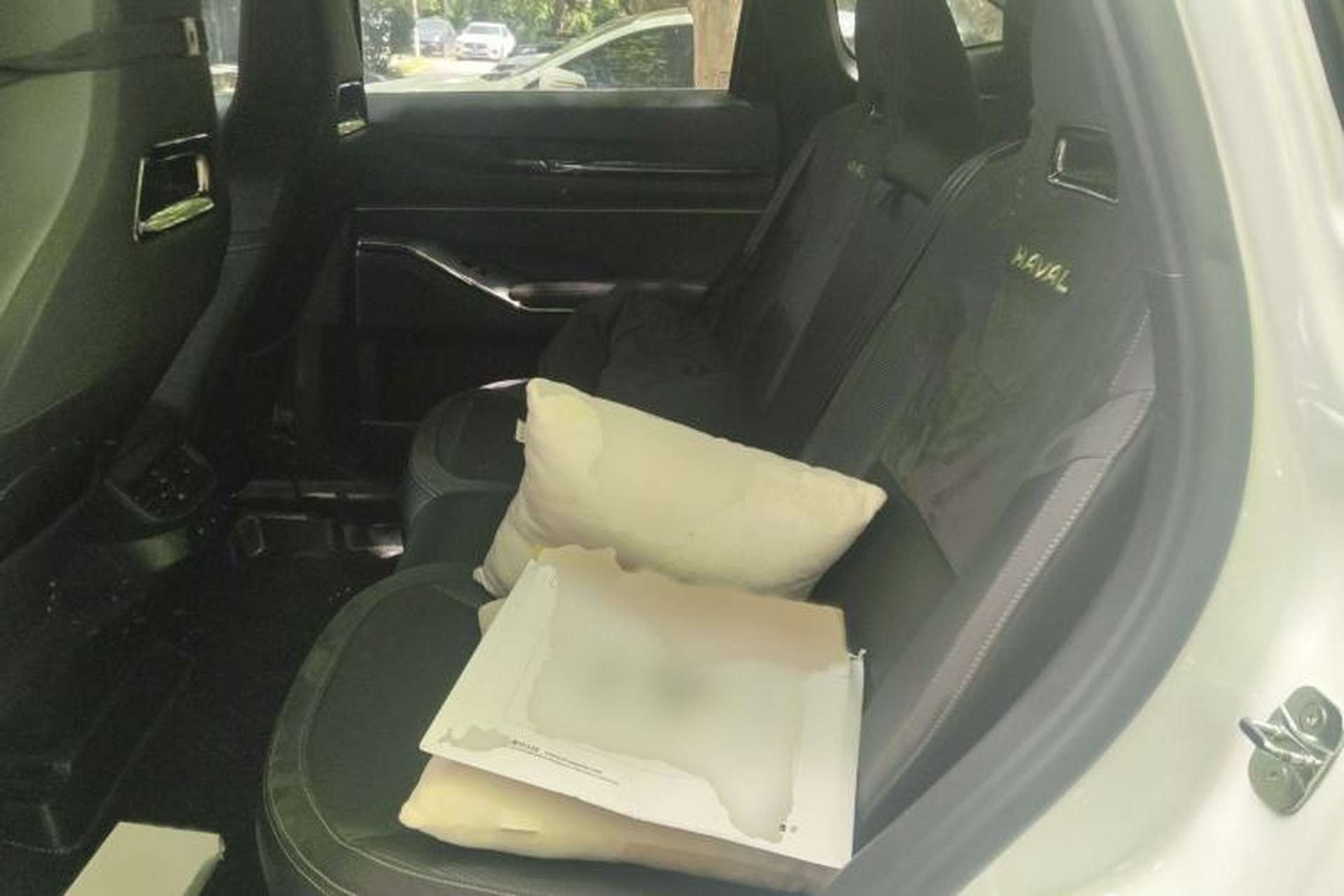 Used Haval H6S 2022 2.0T Two-Wheel Drive JoyRun Version Interior 4