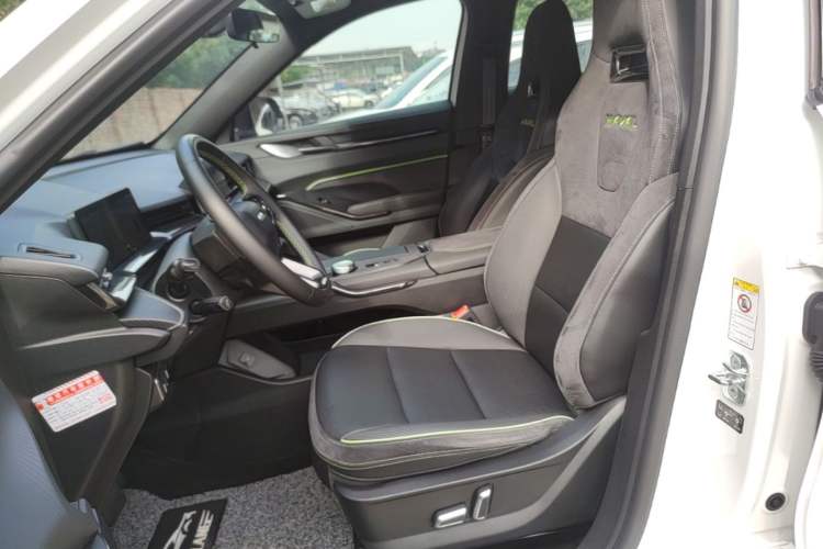Used Haval H6S 2022 1.5T DHT Joyride Edition Left Front Seat