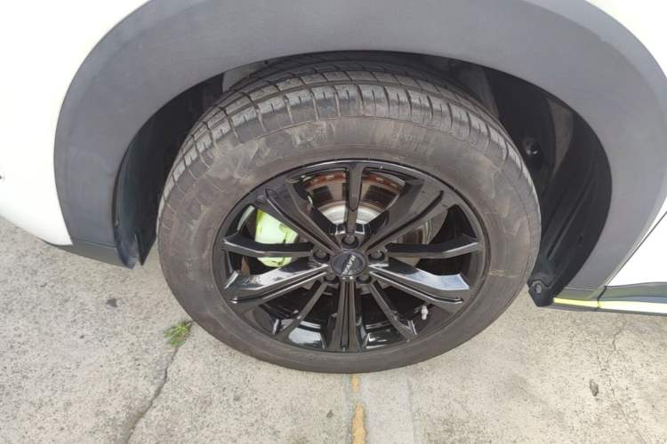 Used Haval H6S 2022 1.5T DHT Joyride Edition Left Front Wheel Hub