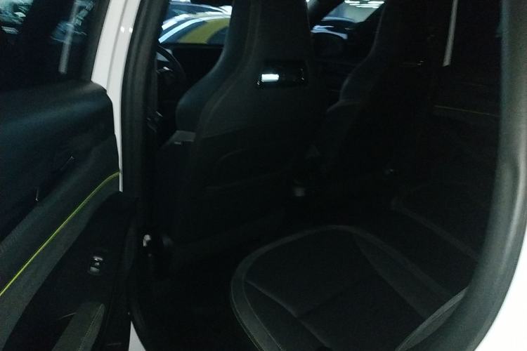 Used Haval H6S 2022 2.0T Two-Wheel Drive ZhiRun Version Left Rear Seat